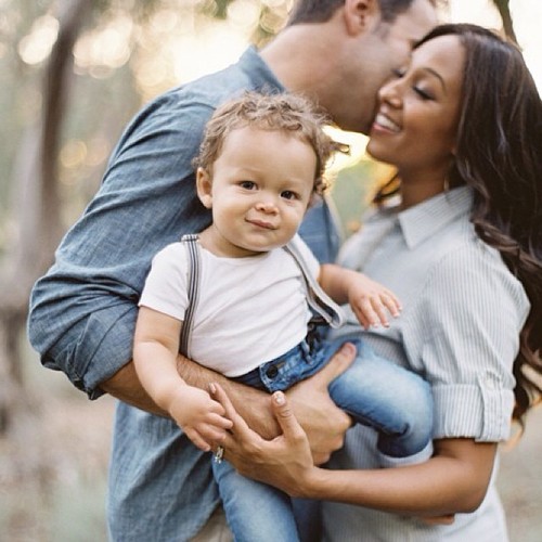 tamera mowry two and fam